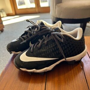 Nike little boys baseball cleats, size 12
